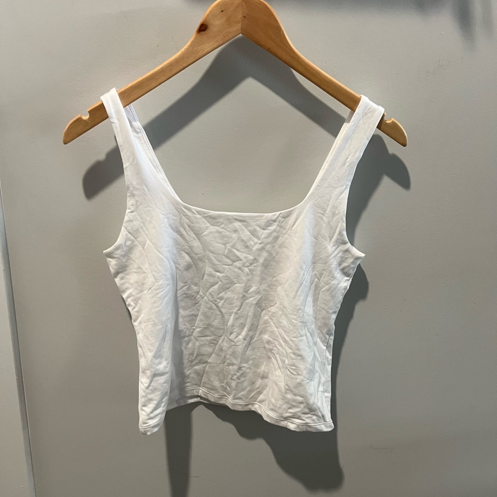 Old Navy Women's Double-Layer Wide Strap Crop Tank Top